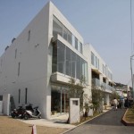 Photo of Weekend House Alley / Shichirigahama